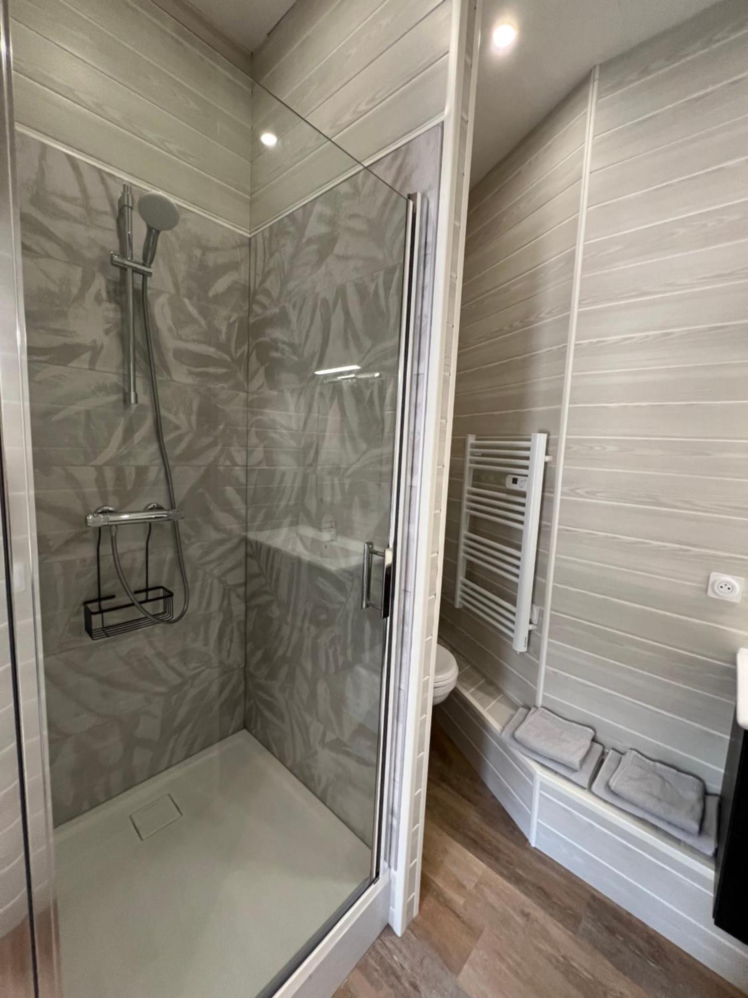 Complexe Les 4 Saisons Hotel Oust Room photo